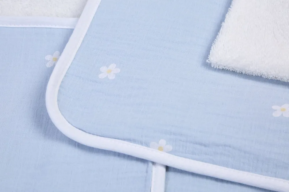 Best Sale Childhome Baby Badcape + Washandje - 80X80 Cm - Tetra Bloemetjes - Lichtblauw
