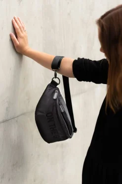 Online Childhome Banana Bag On The Go Heuptas - Gewatteerd - Zwart