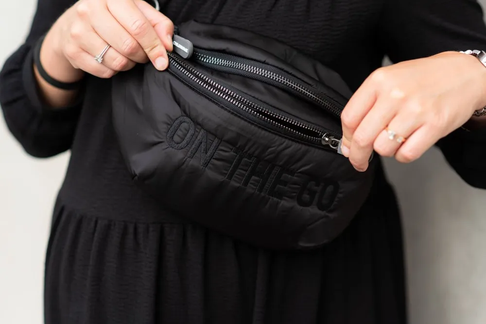 Online Childhome Banana Bag On The Go Heuptas - Gewatteerd - Zwart
