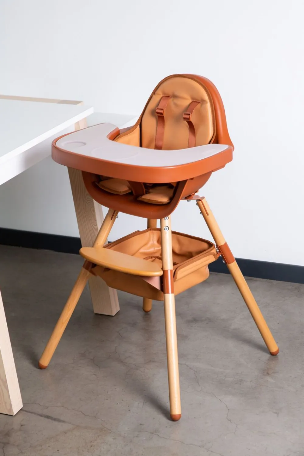 Fashion Childhome Evolu Stoelverkleiner - Leer - Nude