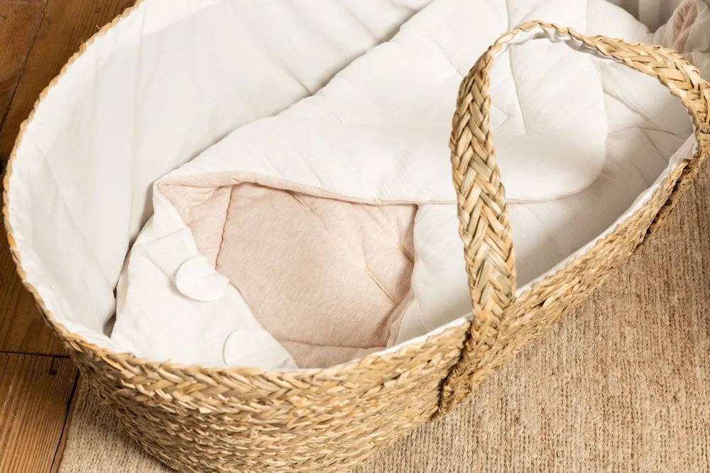 Online Childhome Moses Mand + Handvaten + Matras - Zeegras - Naturel